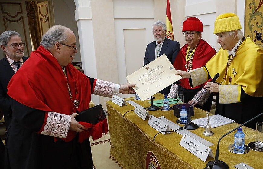 Ricardo de Lorenzo, Medalla de Honor de la Academia de Odontología